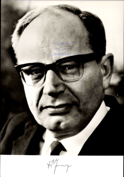 Photo Dr. Richard Jaeger, Member of Parliament, politician, portrait, autograph