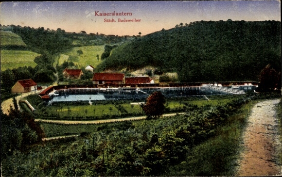 Postcard Kaiserslautern in Rhineland Palatinate, view of the municipal bathing pond with surroundings