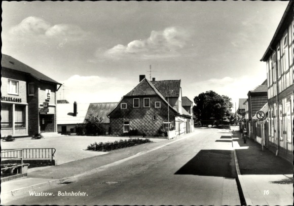 Postcard Wustrow in Wendland, Bahnhofstraße