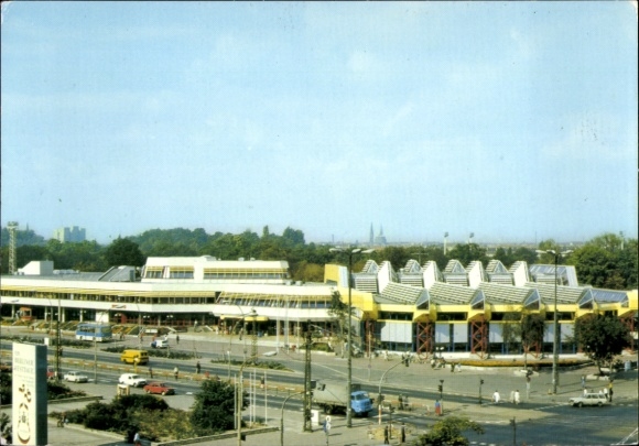 Postcard Berlin Friedrichshain, Sports and Recreation Center, SEZ, Leninallee corner Dimitroffstraße