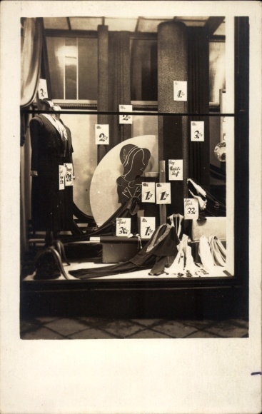 Photo Postcard Sangerhausen am Harz, fashion store of Franz Dattan