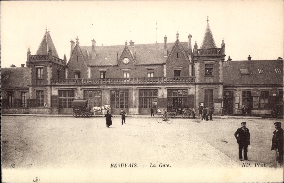 Postcard Beauvais Oise, La Gare
