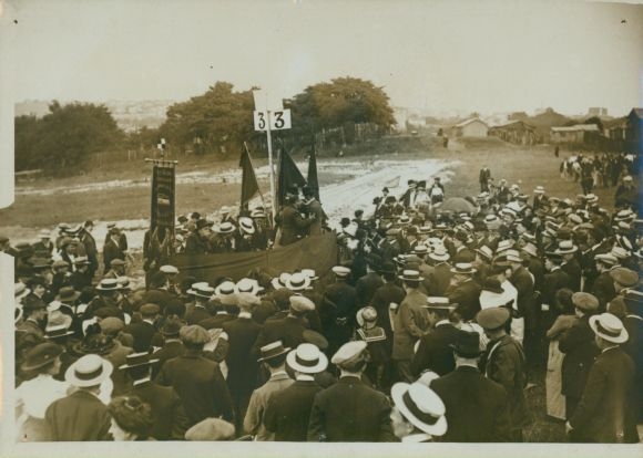 Photo Le Pré-Saint-Gervais Seine Saint Denis, demonstration against the three-year law of 1913