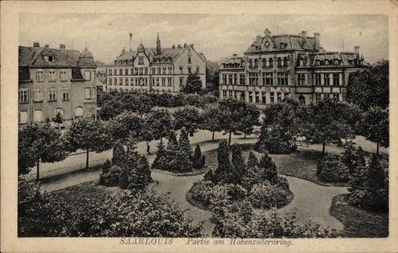 Postcard Saarlouis in Saarland, park at Hohenzollernring, buildings, trees