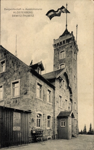 Ak Demitz-Thumitz in Sachsen, Bergwirtschaft, Aussichtsturm,  Fahne