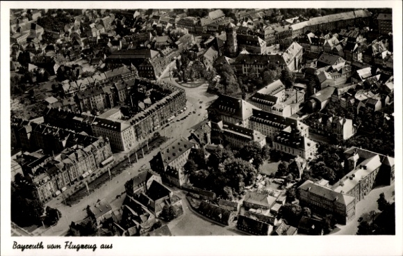 Ak Bayreuth in Opper-Franken, luchtfoto van vele daken, oude gebouwen
