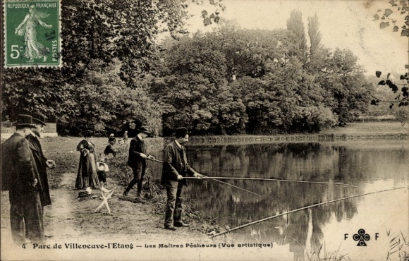 Postcard Garches Hauts de Seine, Park Villeneuve-l'Etang, Fisherman