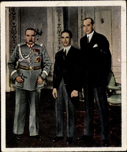 Collector's picture The Post-War Period No. 240, June 1934, German-Polish friendship visit, Goebbels