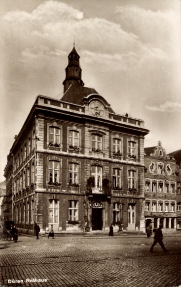 Ak Düren im Rheinland, Düren Rathaus,  Architektur, Schwarz-Weiß-Fotografie