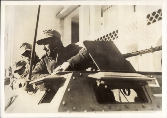 Photo H. Hoffmann, German Panzer Grenadiers in Tunis, December 1942