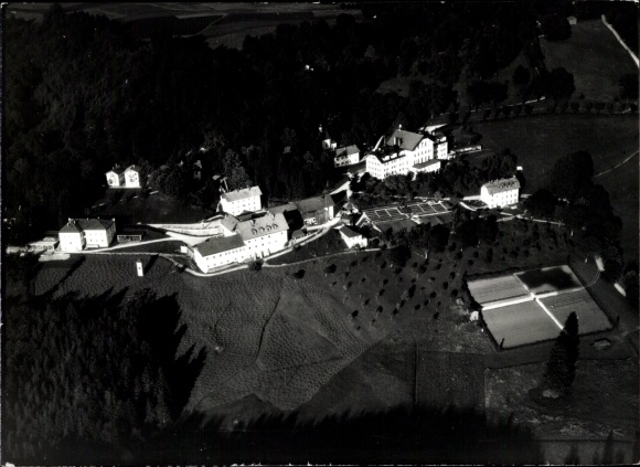foto Bad Adelholzen Siegsdorf in Opper-Beieren, luchtfoto