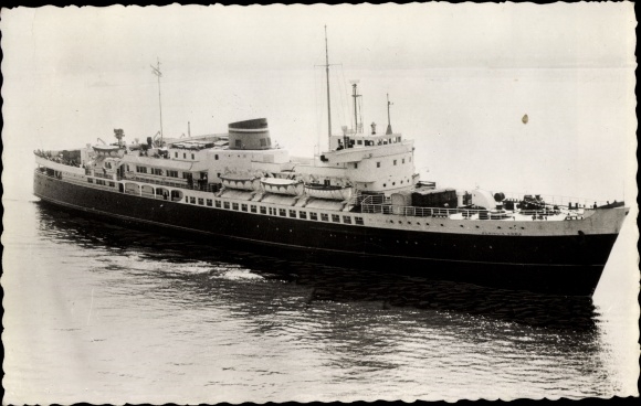 Postcard Steamship Queen Emma, Prinses Beatrix