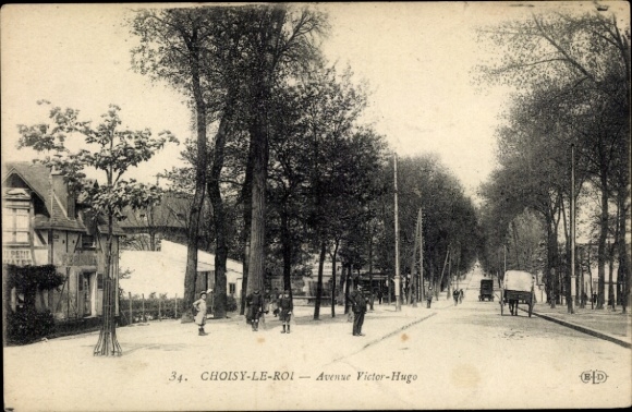 Postcard Choisy le Roi Val de Marne, Avenue Victor Hugo