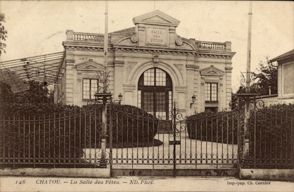 Ak Chatou Yvelines, Gebäude 'Salle des Fêtes', dekorative Architektur, Zaun