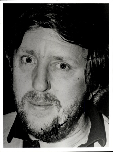 Postcard actor and director Vadim Glowna, portrait, autograph