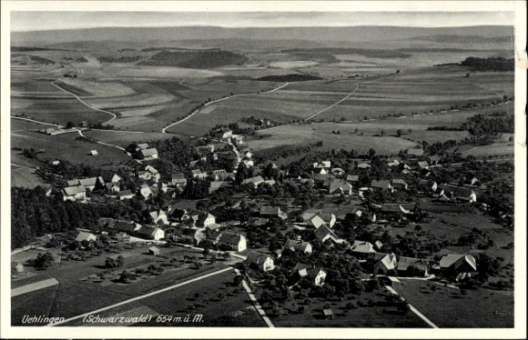 Ak Uehlingen Ühlingen Birkendorf im Schwarzwald, Luftaufnahme, Schwarzwald, Häuser, weitläufige L