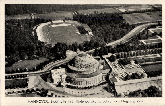 Ak Hannover in Niedersachsen, Fliegeraufnahme der Stadthalle,Hindenburgkampfbahn