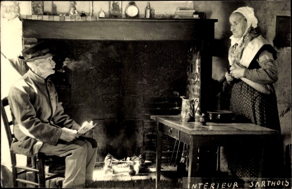 Photo Sarthe, French costume, couple, living room