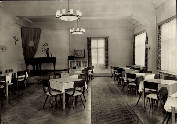 Postcard Ernstroda Friedrichroda in the Thuringian Forest, FDGB recreation home Otto Heller