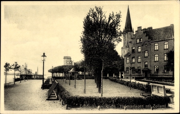 PC Emmerich on the Lower Rhine, port facilities, customs office