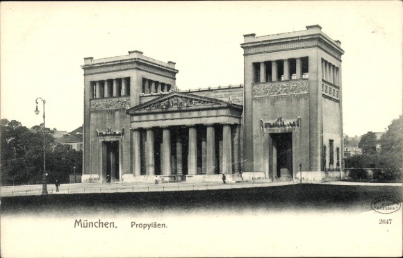 KP Monachium, Propyleje