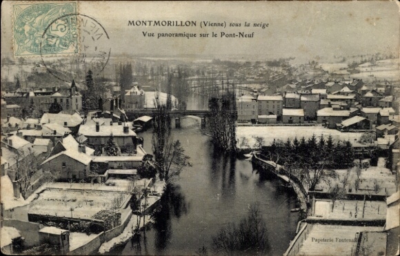 Ak Montmorillon Vienne, Schneelandschaft, Panorama, Pont-Neuf, Stadtansicht, Vienne