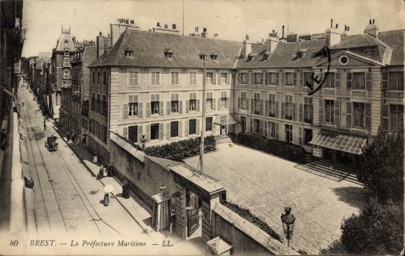 Postcard Brest Finistère, view of the Préfecture Maritime, street scene, architecture