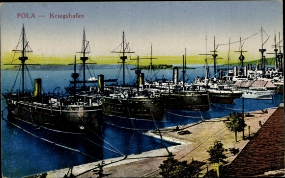 Postcard Pola Pula Croatia, naval port, warships