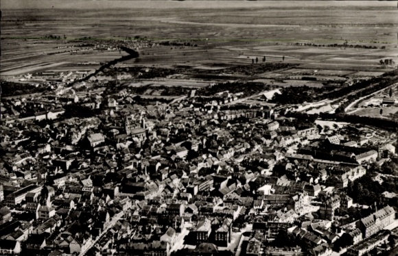 Ak Frankenthal in der Pfalz, Luftaufnahme von  Stadtansicht, alte Gebäude