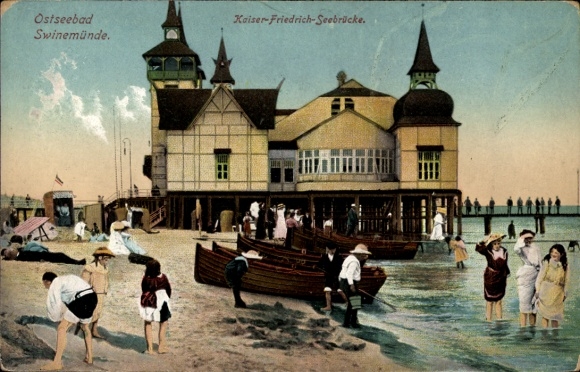 Postcard Świnoujście Swinoujscie Pomerania, Kaiser Friedrich pier, bathers on the beach, boats