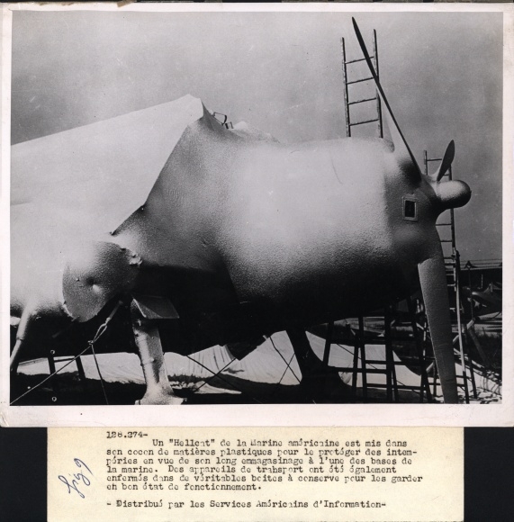 Photo American Navy, military aircraft, plastic cover, Hellcat
