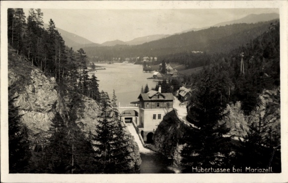Ak Mariazell Steiermark, Hubertussee,  Wasser, Berge, Wald