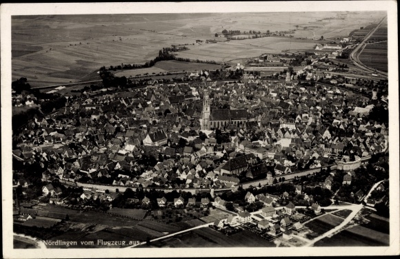 Postcard Nördlingen in Schwaben, general view with the church from the plane