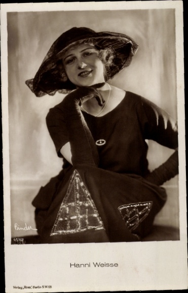 Postcard actress Hanni Weisse, Ross Verlag 451 2, hat, portrait