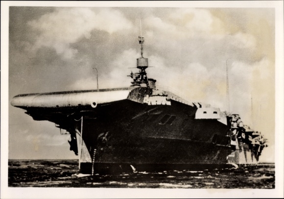 Photo British warship, Illustrious, aircraft carrier, January 1941