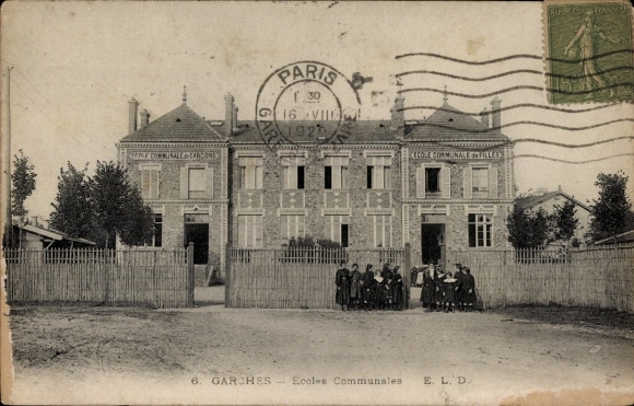 Postcard Garches Hauts de Seine, Municipal Schools