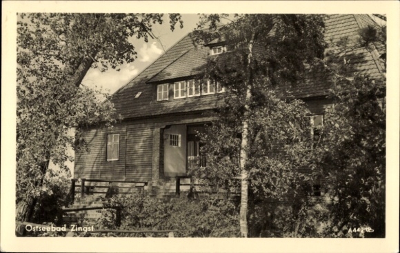 Postcard Ostseebad Zingst, partial view of the house