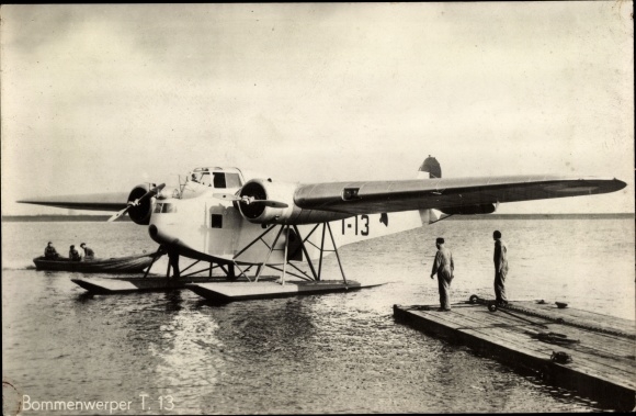 PC Dutch military aircraft, Bommenwerper T 13, seaplane