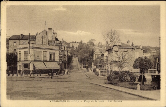Ak Vaucresson Hauts de Seine, Place de la Gare, Rue Aubriet