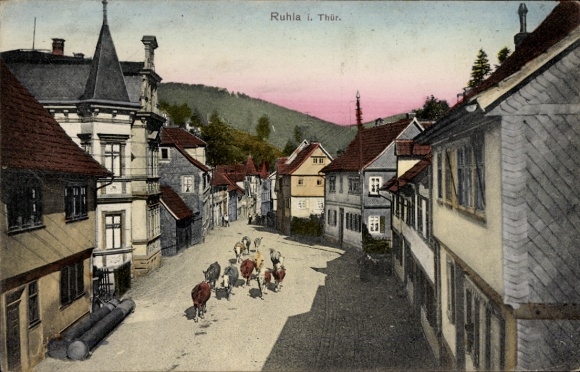 Ak Ruhla in Thüringen, Viehtrieb durch den Ort
