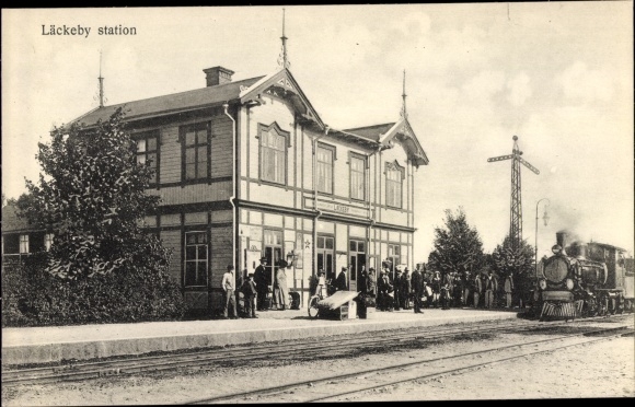 Postcard Läckeby Sweden, Train Station, Steam Locomotive