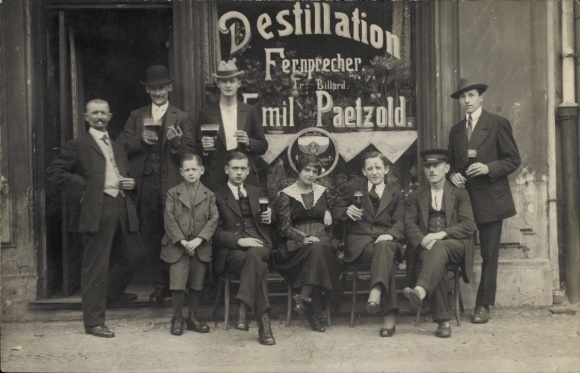 zdjęcie KP Berlin Prenzlauer Berg, Gorzelnia Emil Paetzold, Dunckerstraße 10, goście, zdjęcie grupowe