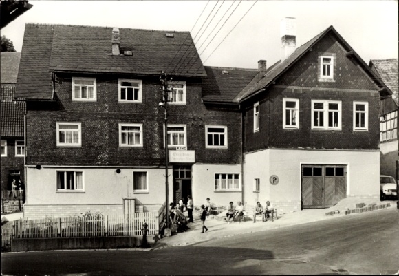 Postcard Heubach Masserberg in the Thuringian Forest, inn Braunes Roß, multi-story building, crowd