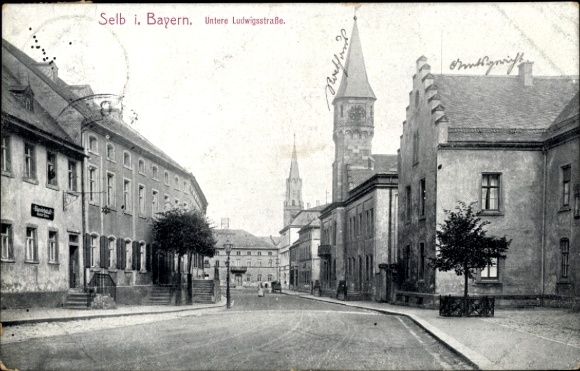 Ak Selb in de wijk Wunsiedel in het Fichtelgebirge Opper-Franken, Neder-Ludwigstrasse, kerk