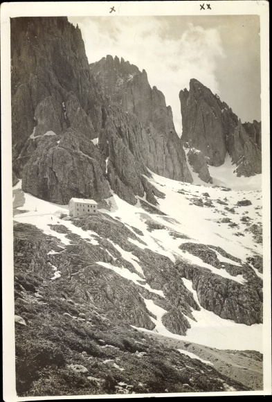 Photo South Tyrol Italy, Langkofelhütte, mountain landscape, Zahnkofel