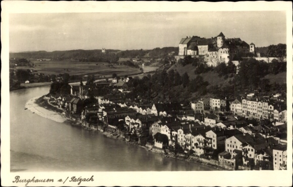 Postcard Burghausen an der Salzach Upper Bavaria, Burghausen a/Salzach, city view, castle in the background...