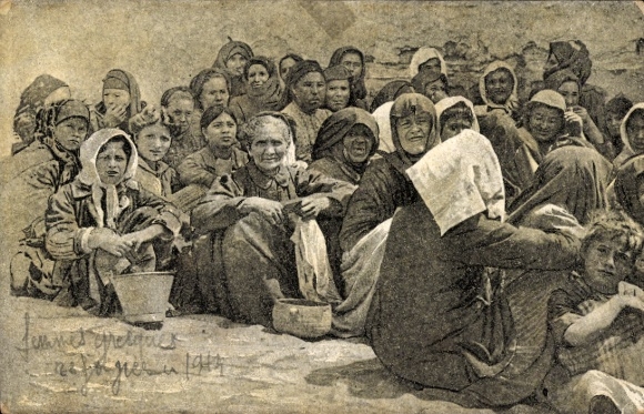 Picture Greek refugees from Asia Minor, World War I, group photo