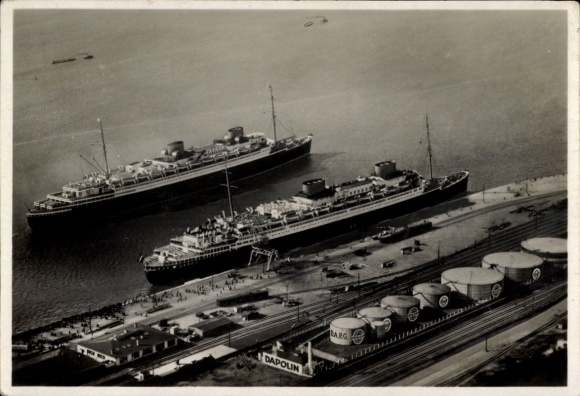 Postcard Bremerhaven, fast steamers Bremen and Europa, Norddeutscher Lloyd Bremen