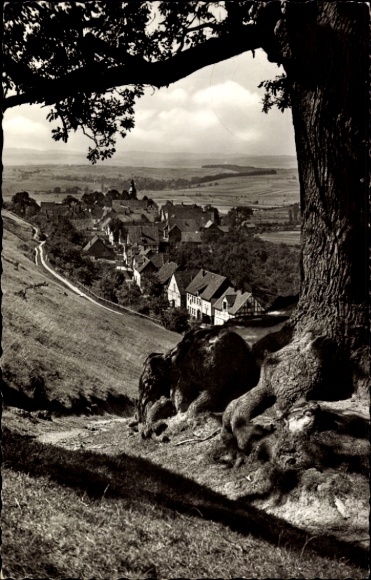 Ak Schwalenberg in Lippe, Blick auf Schwalenberg, Gasthof KUNSTLERKLAUSE, Landschaft, Bäume