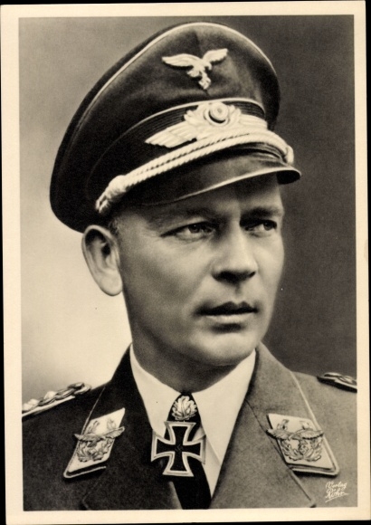 Posiadacz Krzyża Rycerskiego KP Generał pułkownik Wolfram von Richthofen, Liście Dębu, Siły Powietrzne